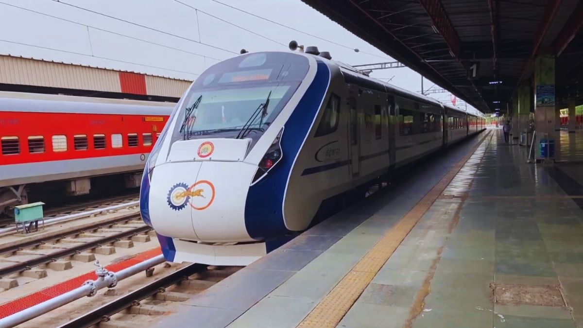 Delhi to Dehradun distance by train Indian Railways