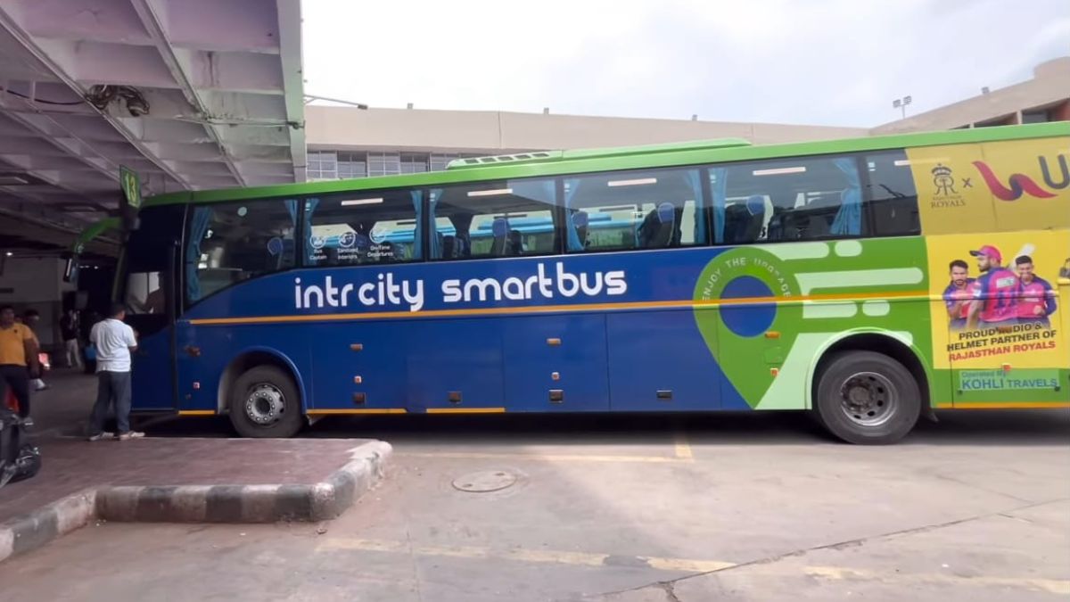 Volvo bus from Delhi to Haridwar at ISBT Kashmere Gate