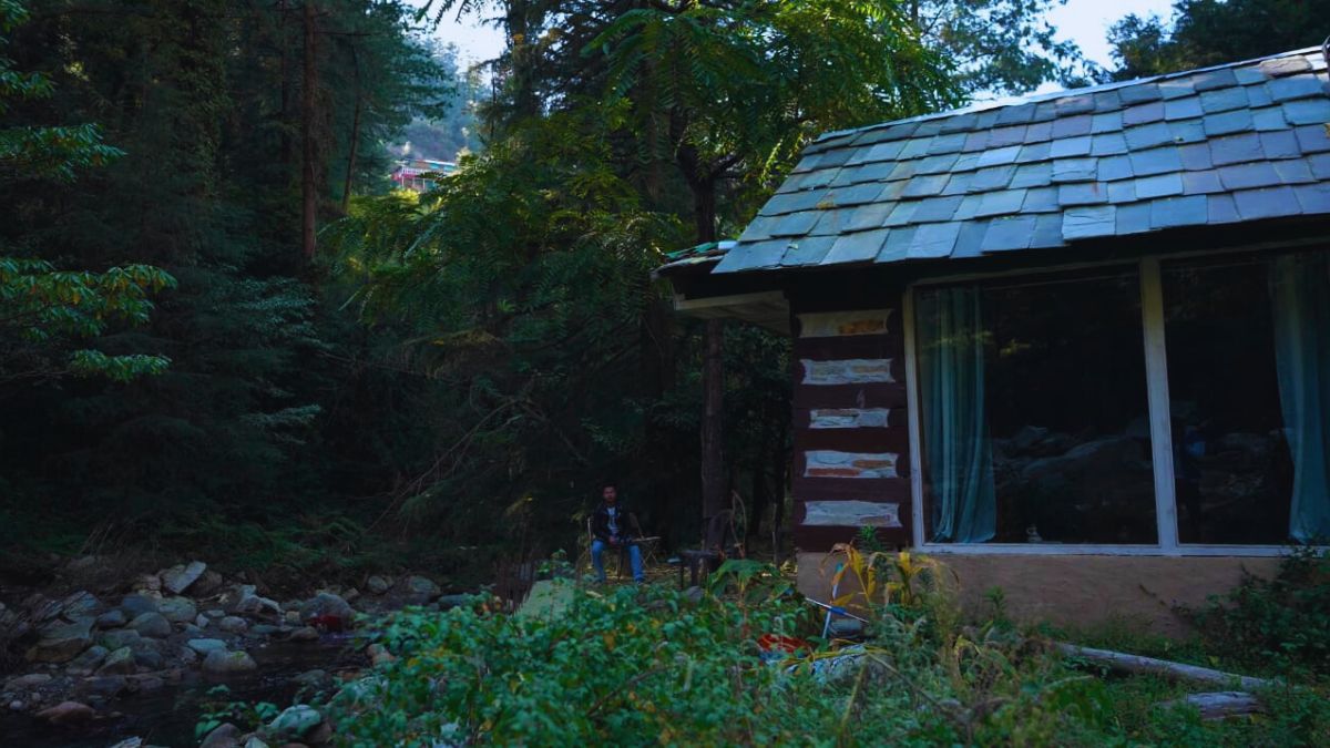 Jibhi – a peaceful village in Himachal with pine trees and homestays
