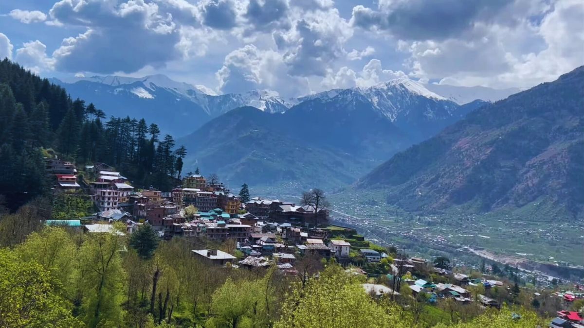 “Peaceful Naggar village as a safer alternative to Manali in monsoon”