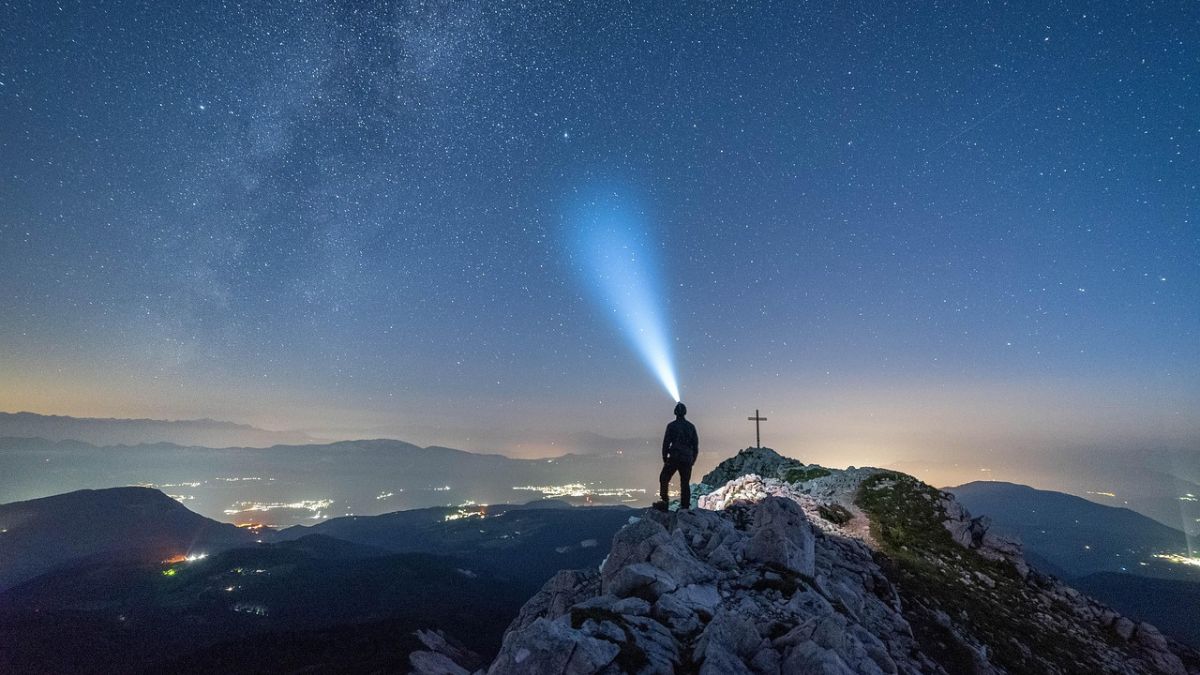 Tourists using telescope for stargazing in Himachal’s new astro hub