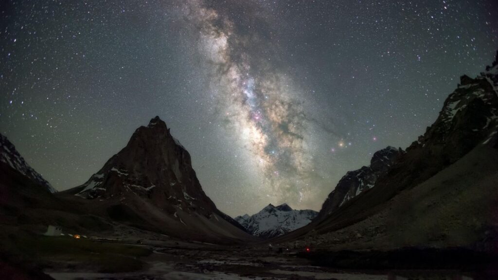 Stargazing in Himachal under the Milky Way sky in Spiti Valley
